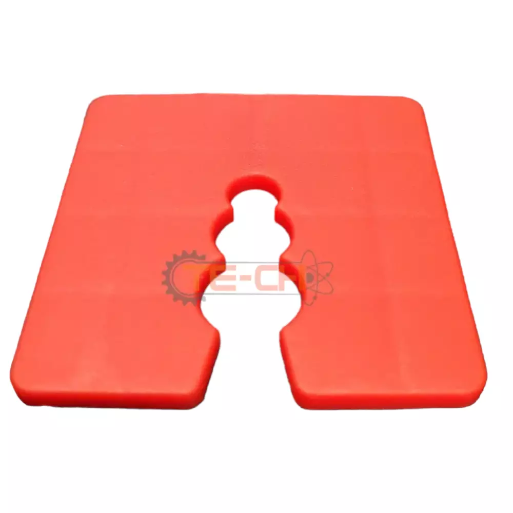 DW-03 50szt Podkładki dystansowe 50x50 czerwone 3mm